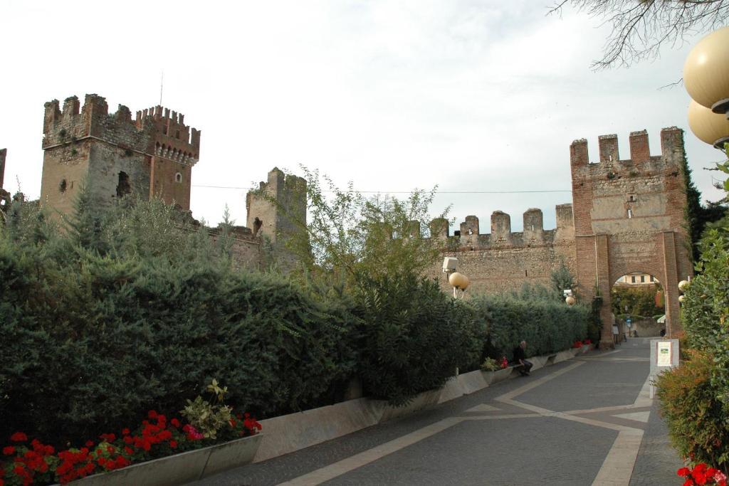 Hotel Da Roberto Lazise Exterior foto