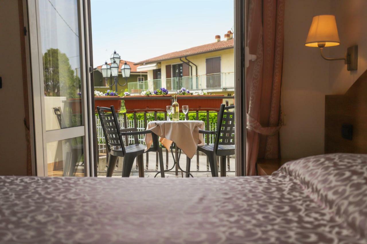 Hotel Da Roberto Lazise Exterior foto