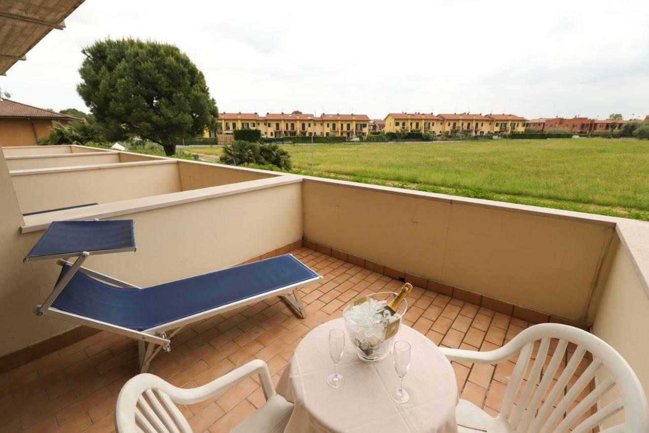 Hotel Da Roberto Lazise Exterior foto